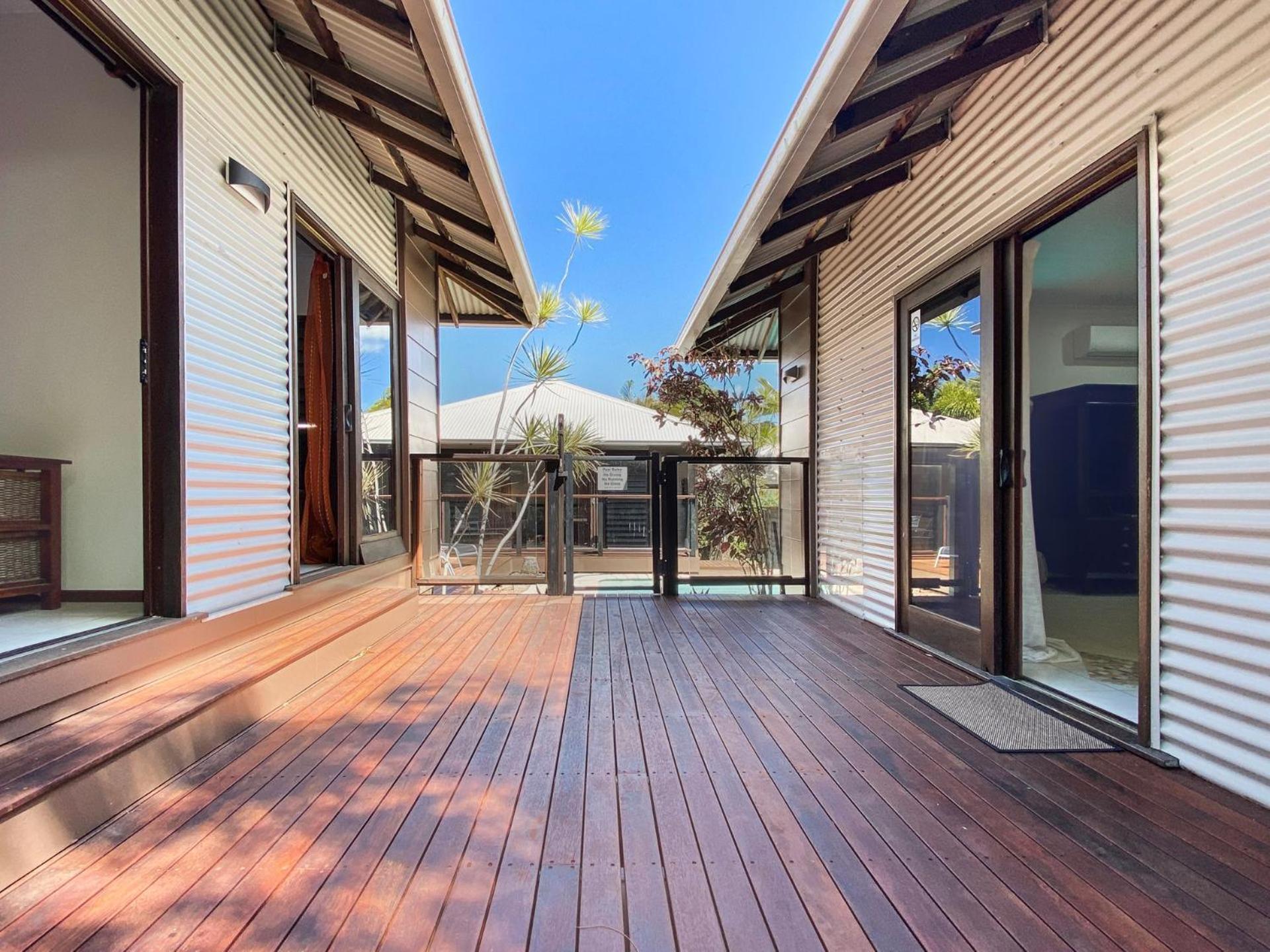 Banyak Villa Horseshoe Bay Exterior photo